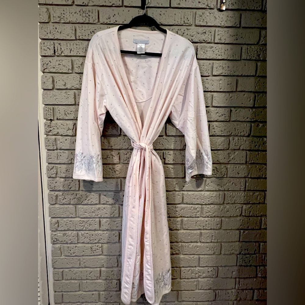 Earth Angels Elegant Pink Women's Belted  Robe Delicate Beaded Trim size L